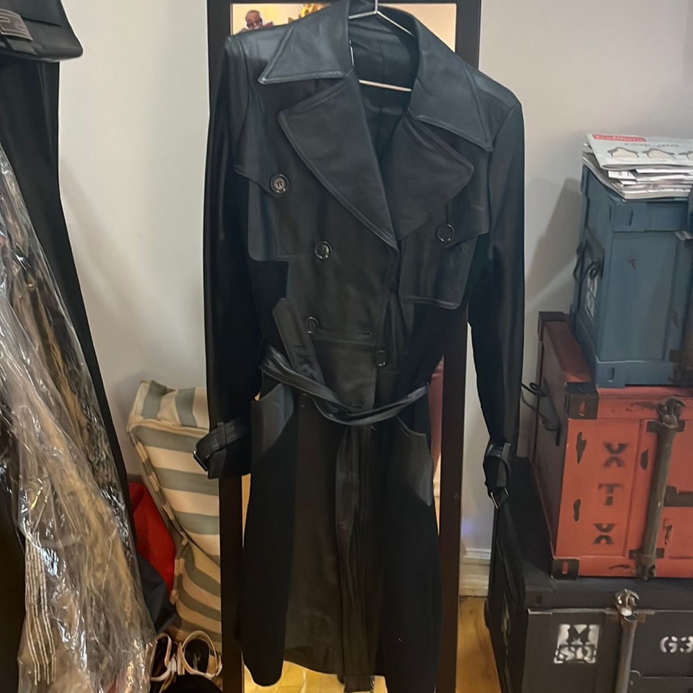 ARGENTINE Leather trench coat LONG- 7/8th length. Genuine leather.